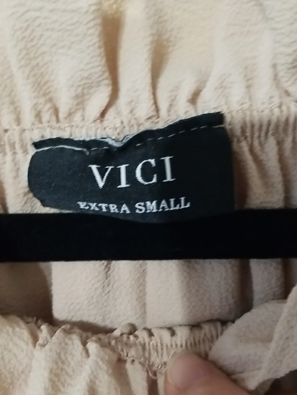 VICI Cream Off-Shoulder Ruffle Top - Picture 2 of 4
